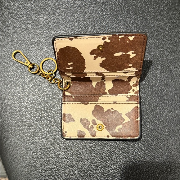 Steve Madden Card Holder with Gold Chain - Picture 2 of 3